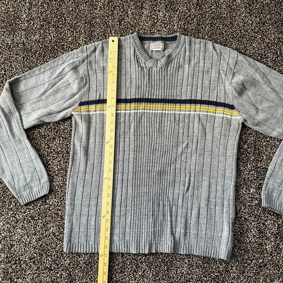 The Original Arizona Jean Companyy V-Neck sweater - Picture 5 of 7